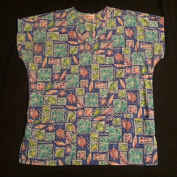 SCRUB TOPS - Picture 9 of 16